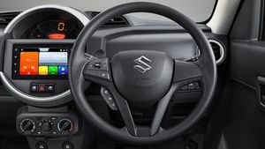 పేదోళ్లకు సరైన కారు.. 33 కి.మీ మైలేజ్, కేవలం 3.50 లక్షలు.. కస్టమర్లు ఈ మారుతి కారుకు బానిసలయ్యారు!