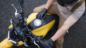 పవర్‌ఫుల్ పెర్ఫార్మెన్స్.. మైండ్‌బ్లోయింగ్ మైలేజ్! ధర తక్కువే.. మార్కెట్లో రచ్చ చేస్తుంది