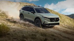 అలాంటోడు మళ్ళీ తిరిగి వస్తున్నాడంటే.. ఇండియా కార్ మార్కెట్లో తుఫాన్ రాబోతుంది