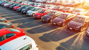 ప్రజలకు బిగ్ షాకింగ్ న్యూస్.. భారీగా పెరుగుతున్న వాహనాల ధరలు.. కొనాలంటే ఆలోచించాల్సిందే