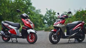 రెండు స్కూటర్ల మధ్య రూ.1000 తేడా కూడా లేదు.. స్టైల్, మైలేజీలో కుర్రాళ్ల మతులు పోగొడుతున్నాయ్