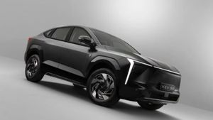 560 కి.మీ రేంజ్.. 16 స్పీకర్ల సౌండ్.. ఇది కారు కాదు రోడ్ల మీద తిరిగే ప్రైవేట్ థియేటర్