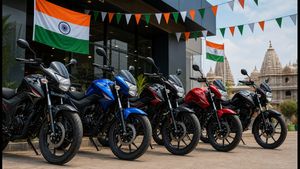 స్వాతంత్ర్య దినోత్సవ ఆఫర్లు: తక్కువ ధరకే కొత్త బైక్.. జీరో డౌన్ పేమెంట్‌తో ఇంటికి తీసుకెళ్లండి!