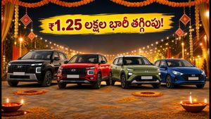 దసరా ఆఫర్ల జాతర: హ్యుందాయ్ కార్లపై ₹1.25 లక్షల వరకు భారీ తగ్గింపు.. ఈ రోజే బుక్ చేసుకోండి!