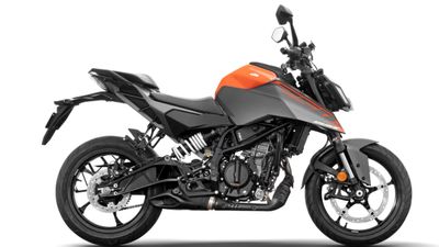 2026 KTM Duke 250 Launched: Two New Colours, Price & Features Explained