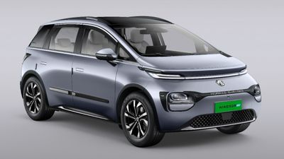 JSW MG Motor India Sales Grow 19% in March – Windsor EV Drives Growth!