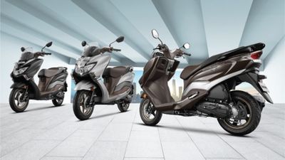 ಮೊನ್ನೆಯಷ್ಟೆ ಸ್ಪೋರ್ಟಿ ಬಣ್ಣದಲ್ಲಿ ಸುಜುಕಿ ಬರ್ಗ್‌ಮನ್ ಸ್ಟ್ರೀಟ್ EX ಬಿಡುಗಡೆ: ಬೆಲೆಯೆಷ್ಟು?