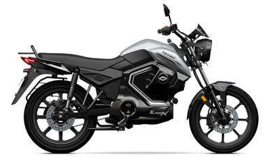 ಮೊದಲೇ ಬೆಲೆ ಕಮ್ಮಿ.. 150 Km ರೇಂಜ್.. 1.20 ಲಕ್ಷ ರೂ.ಗೆ ಸಿಗುತ್ತೆ.. ಈ ರಿವೋಲ್ಟ್ ಎಲೆಕ್ಟ್ರಿಕ್ ಬೈಕ್ ಕುರಿತ ಪ್ರಮುಖಾಂಶಗಳು!