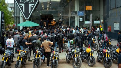 Triumph: ಕಮ್ಮಿ ಬೆಲೆಗೆ ಅಂತರಾಷ್ಟ್ರೀಯ ಬೈಕ್: ಫುಲ್ ಡಿಮ್ಯಾಂಡ್, 1 ಲಕ್ಷ ಬೈಕ್‌ಗಳು ಮಾರಾಟ