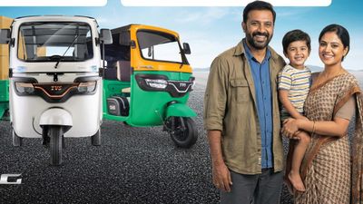 TVS: ಬಡವರು ಕೂಡ ಹಣ ಗಳಿಸಬೇಕು: ಗಾಡಿಯೊಂದಿಗೆ ಕುಟುಂಬ ಸುರಕ್ಷತೆಯ ಭರವಸೆ ನೀಡಿದ ಟಿವಿಎಸ್