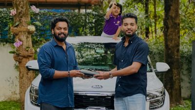 200 കോടി ക്ലബ്ബ് പടത്തിലെ താരം വാങ്ങിയത് സെക്കൻഡ് ഹാൻഡ് സെൽറ്റോസ്! അമ്മാവന്മാർ പ്രമുഖ സിനിമാക്കാർ