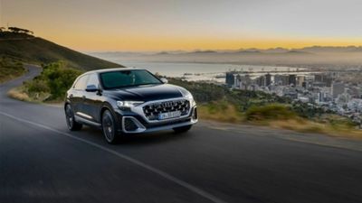 മിന്നൽ വേഗതയുള്ള 'ചലിക്കുന്ന കൊട്ടാരം'! ഔഡി SQ8 മാർച്ച് 17-ന് എത്തും; ₹5 ലക്ഷം നൽകി ഇപ്പോൾ ബുക്ക് ചെയ്യാം