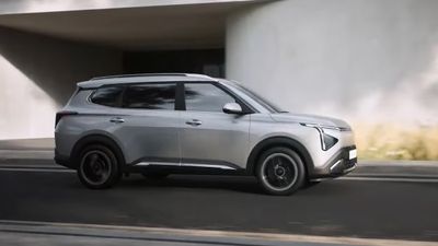 നിർത്തുവല്ലേ ഇനി എന്തുചെയ്യും, ഇന്നോവയ്ക്ക് പകരം വാങ്ങിക്കാൻ പറ്റിയ നല്ല 7-സീറ്റർ ഫാമിലി കാറുകൾ ഇതാ