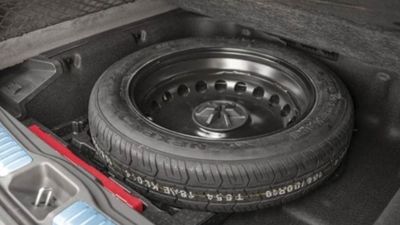 കാറിലെ സ്പെയർ വീലുകൾ ചെറുതാകാനുള്ള കാരണം ഇതായിരുന്നോ? എന്നാലും നമ്മളറിയാതെ പോയല്ലോ