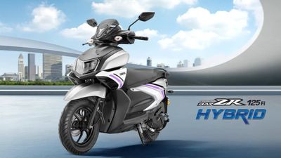 71.33KM മൈലേജുള്ള സ്‌കൂട്ടര്‍ 76700 രൂപക്ക്, ഷോറൂം 'കൈയ്യേറി' ജനം! R15, FZ ബൈക്കുകളെ മറികടന്ന് ഒന്നാമൻ