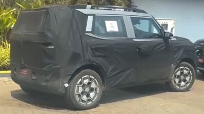 மிடில்-கிளாஸ் மக்களுக்கு ஏற்ற சைஸில் ஹூண்டாயின் புதிய எலெக்ட்ரிக் கார்! விலை 10 லட்சத்திற்கு மேல் இருக்காது!