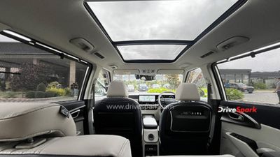 நாட்டின் விலை குறைவான 7-சீட்டர் எலெக்ட்ரிக் கார்! கியா செய்த சிறிய மாற்றம், எகிற போகும் விற்பனை!