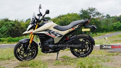 பெட்ரோல் பைக் வாங்குற விலையில் எலெக்ட்ரிக் பைக்! மாதம் ரூ.2,499 கட்டுனா போதுமா?