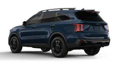 டொயோட்டாவை அடிச்சு தூக்க இந்தியாவுக்கு வருது புதிய கார்.. என்ன தெரியுமா?