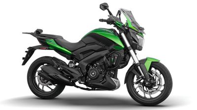 நேற்று வரை இந்த பைக்கை வாங்கியவர்களுக்கு இப்போ விலையை கேட்டால் பொறாமையா இருக்கும்! பஜாஜின் அதிரடி நடவடிக்கை!