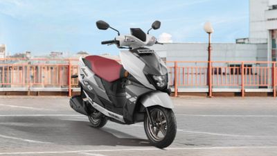 அவெனிஸ் ஸ்கூட்டரை அப்டேட் செய்துள்ளது சுஸூகி.. குறைவான விலையில் நிறைவான அம்சங்களுடன் வெளியாகியுள்ளது!