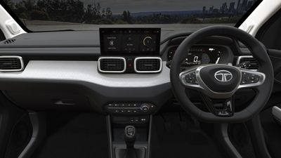 బడ్జెట్ ధర.. బంపర్ మైలేజీ.. ఫస్ట్ టైం కారు కొనే వాళ్లకు రూ.10 లక్షల ధరల టాప్-5 బెస్ట్ సెల్లింగ్ కార్లు ఇవే