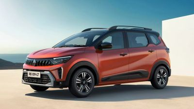 టర్బో ఇంజన్ + ఫ్యాక్టరీ CNGతో బడ్జెట్‌లో బెస్ట్ 7-సీటర్.. హాట్ టాపిక్‌గా మారిన ట్రైబర్ కొత్త అప్‌డేట్