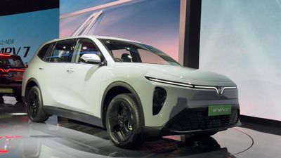 పెద్ద కుటుంబాలకు పండగే.. కి.మీకు రూ.1.50 ఖర్చుతో కొత్త 7-సీటర్ EV.. 30 నిమిషాల్లో ఛార్జ్, 500KM రేంజ్