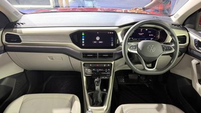 కారు కొంటే డబ్బులు తిరిగి వస్తాయా? టైగన్తో ఫోక్స్వ్యాగన్ గేమ్ మార్చేసింది!