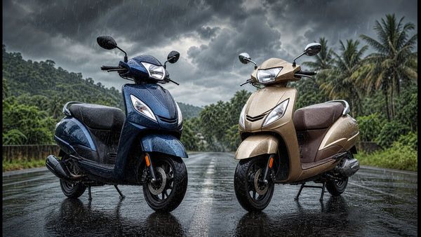 बारिश और जलभराव में कौन सा स्कूटर है बेस्ट? Honda Activa vs TVS Jupiter का असली सच