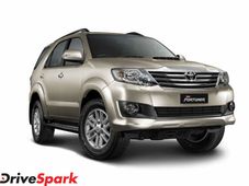 शानदार फीचर्स के साथ पेश हुई नई फार्चूनर