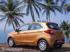 भारत की मोस्ट अफोर्डेबल हैचबैक कार Tata Tiago AMT हुई लॉन्च, कीमत 5.39 लाख