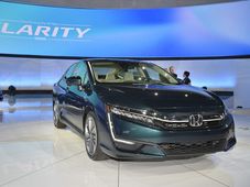 होंडा ने Clarity Electric और Plug-In Hybrid का किया खुलासा