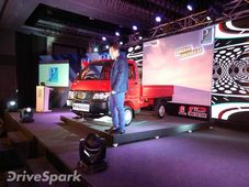 छोटा वाणिज्यिक वाहन पिआगियो पोर्टर 700 हुआ लॉन्च, भार क्षमता 700 किग्रा