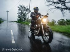 रिव्यूः हार्ले-डेविडसन के दीवानों के लिए अनुकूलित और विस्तृत रेंज की बाइक है 1200 कस्टम 