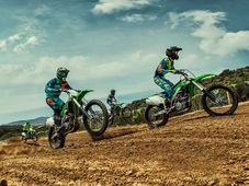 कावासाकी ने भारत में लॉन्च की दो ऑफ-रोड बाइक, कीमतें यहां जानें..