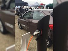 ईईएसएल से टाटा मोटर्स को मिला बड़ा आर्डर, होगी 10,000 इलेक्ट्रिक वाहनों की आपूर्ति