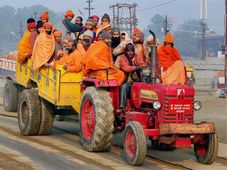 अब ट्रैक्टर भी होगा कॉमर्शियल वेहिकल, देशभर में लगेगा टोल-टैक्स