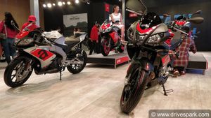 ऑटो एक्सपो 2018: सस्ते दाम में लॉन्च होगी अप्रिलिया Tuono 150 और RS 150