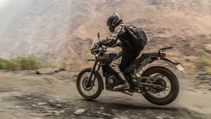 रॉयल एनफील्ड अपनी एडवेंचरस बाइक हीमालयन को डुअल चैनल एबीएस से करेगी अपग्रेड