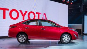 लॉन्च से पहले टोयोटा यारिस की कीमतों का खुलासा; होंडा सिटी और मारुति की सियाज को देगी कड़ी टक्कर