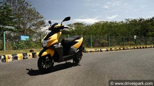 टीवीएस NTorq 125 - 125 सीसी की इस प्रीमियम स्कुटर के बारे में वो सब कुछ जो आपको जानना चाहिए