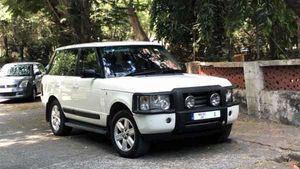 अमिताभ बच्चन की कार बिकने के लिए तैयार