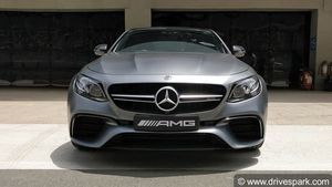 2018 मर्सिडीज-AMG E63 S भारत में लॉन्च: जानें इस दमदार लग्जरी कार की विशेषताएं