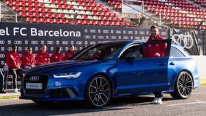 Lionel Messi का कार कलेक्शन - Range Rover से Audi RS6 Avant तक