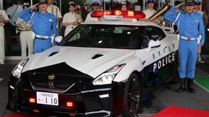 पुलिस को दान में दे दी करोड़ों की Nissan GT-R कार, जानिए वजह