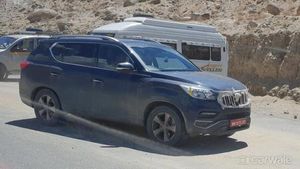 लेह, लद्दाख में हो रही है महिंद्रा XUV700 SUV की टेस्टिंग