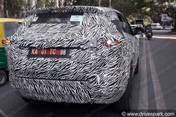 एक्सक्लूसिव: टाटा हैरियर (H5X) SUV बैंगलोर में टेस्टिंग के दौरान हुई स्पॉट