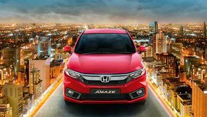 होंडा अमेज की सेल 50,000 यूनिट पहुंचने के करीब - मारुति डिजायर को छोड़ सकती है पीछे
