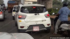 एक्सक्लूसिव: महिंद्रा KUV100 NXT AMT टेस्टिंग के दौरान स्पॉट